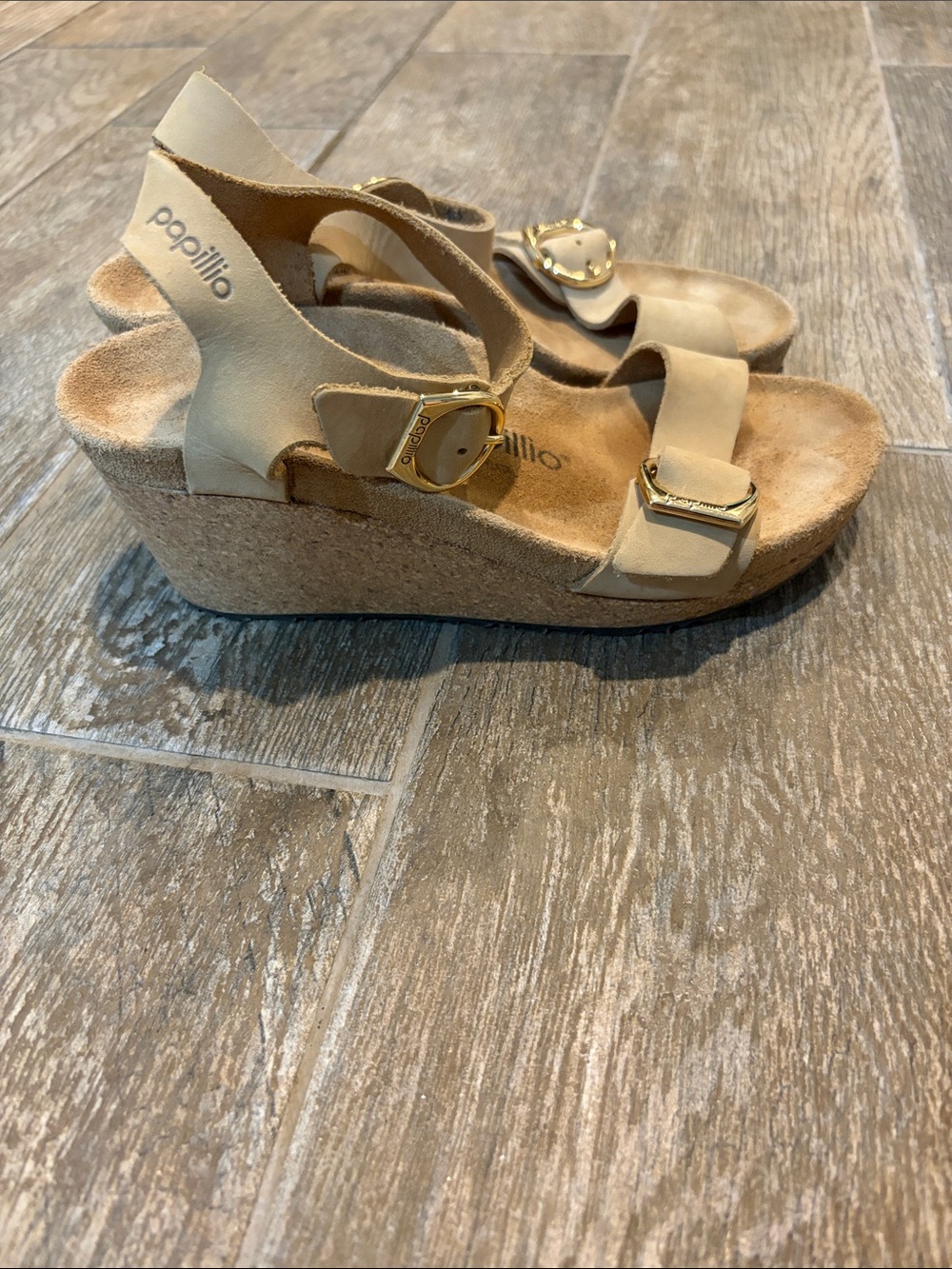 Papillio Soley Sandal Wedges in Light Beige with Gold Buckles size 36 narrow